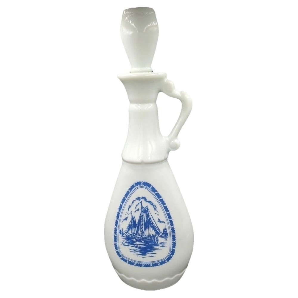 VTG White Milk Glass Decanter Bottle Delft Blue Jim Beam Whiskey Ships Windmill